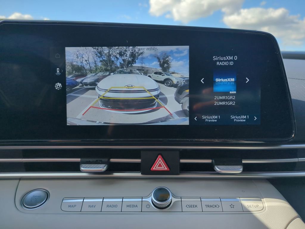 New 2026 Hyundai Elantra Limited image 24