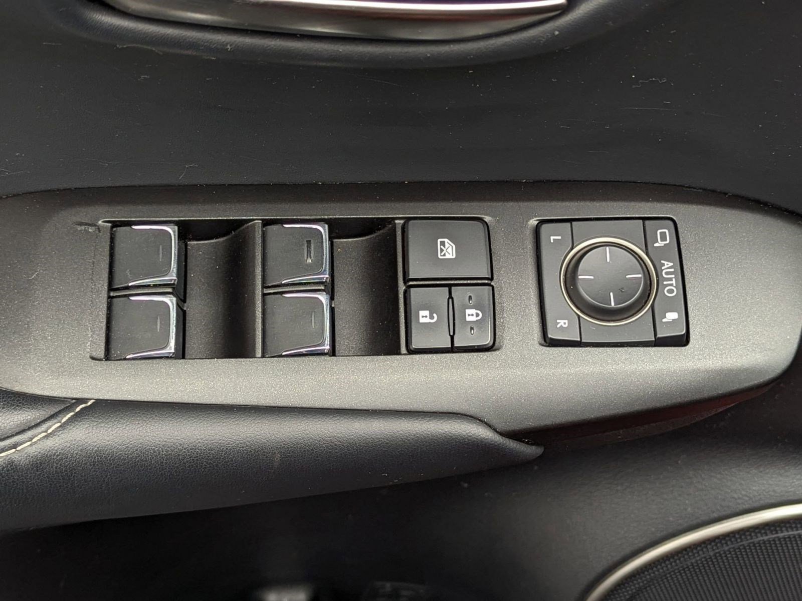 Used 2018 Lexus NX 300 FWD image 20