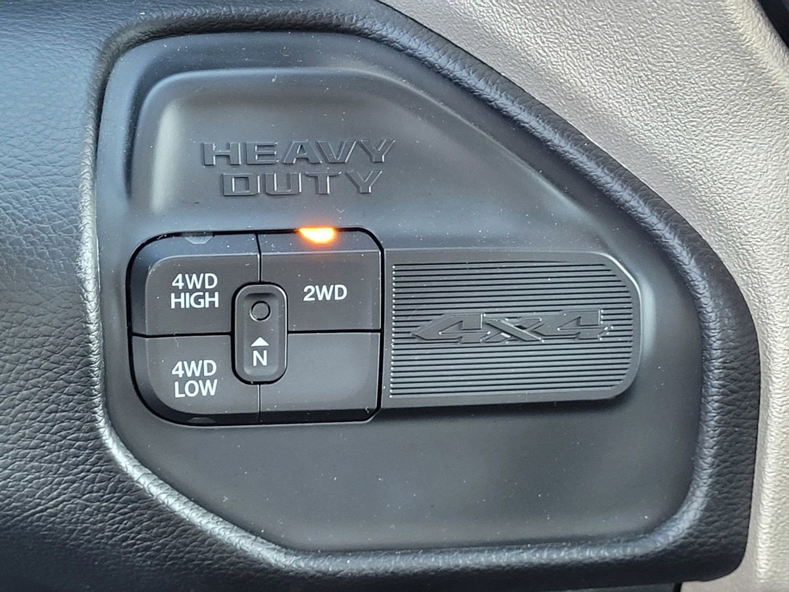 Used 2024 RAM 2500 Laramie AWD/4WD image 21