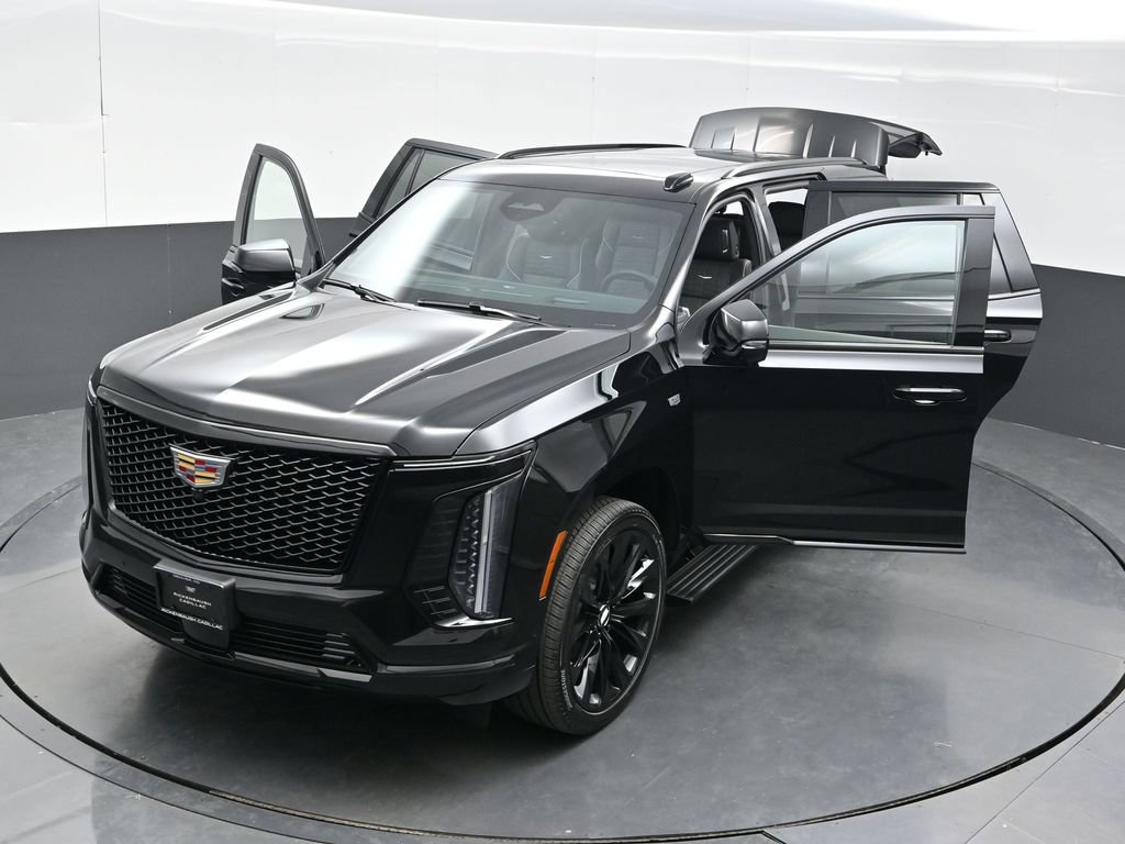 New 2026 Cadillac Escalade Platinum Sport w/ LPO, ONYX Package AWD/4WD image 44