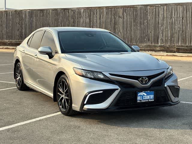 Used 2024 Toyota Camry SE FWD image 8