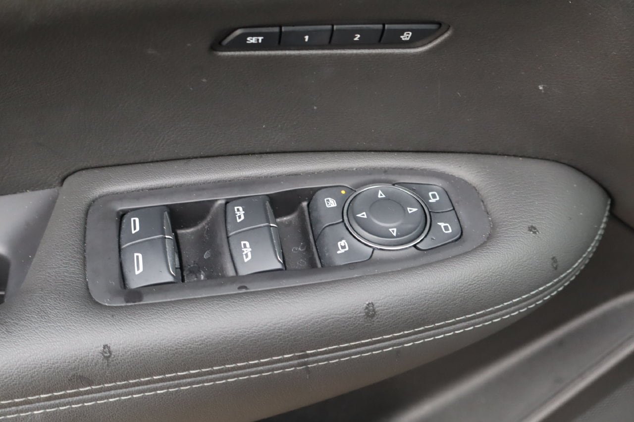 Used 2024 Cadillac XT6 Premium Luxury FWD image 25