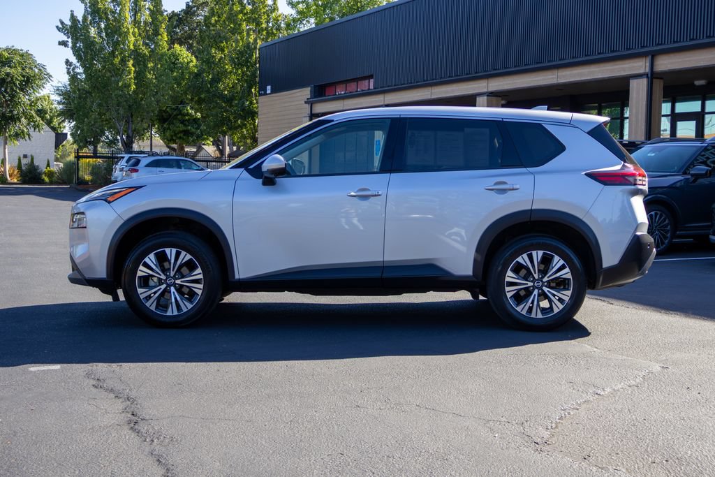 Used 2021 Nissan Rogue SV FWD image 10