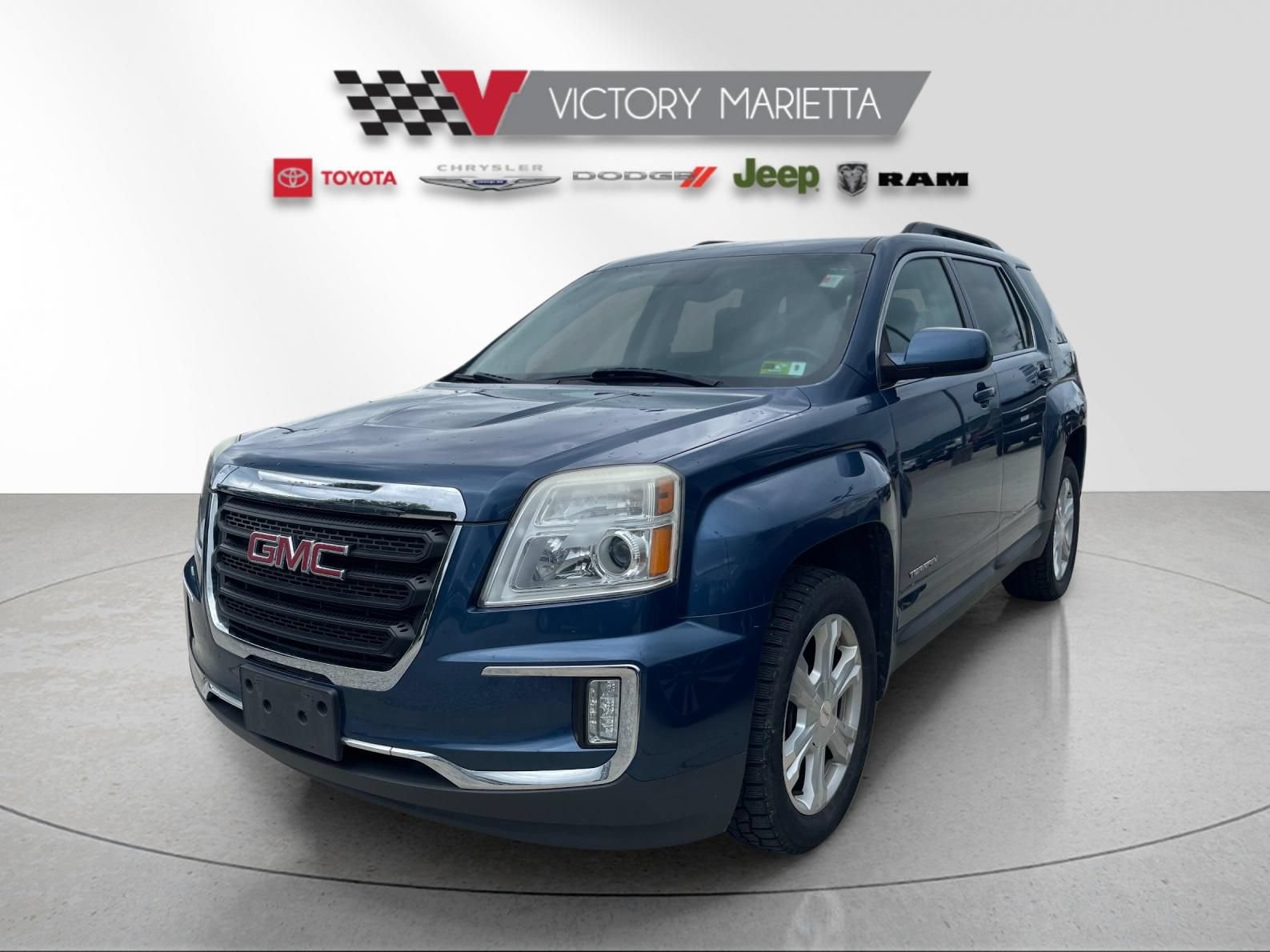 Used 2017 GMC Terrain SLE w/ Convenience Package AWD/4WD image 1