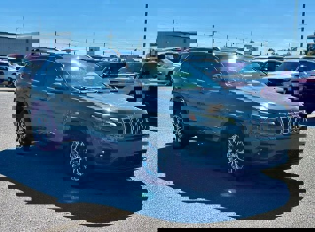 Certified 2021 Jeep Cherokee Latitude Lux w/ Sun & Sound Group image 1