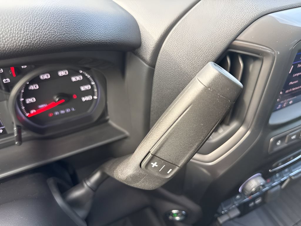 Used 2026 Chevrolet Silverado 1500 Custom RWD image 17