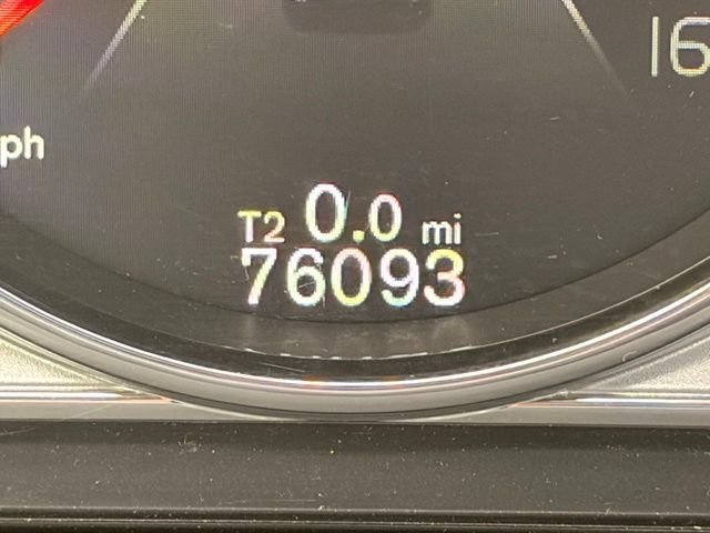 Used 2017 Volvo S60 T5 Inscription Platinum FWD image 12