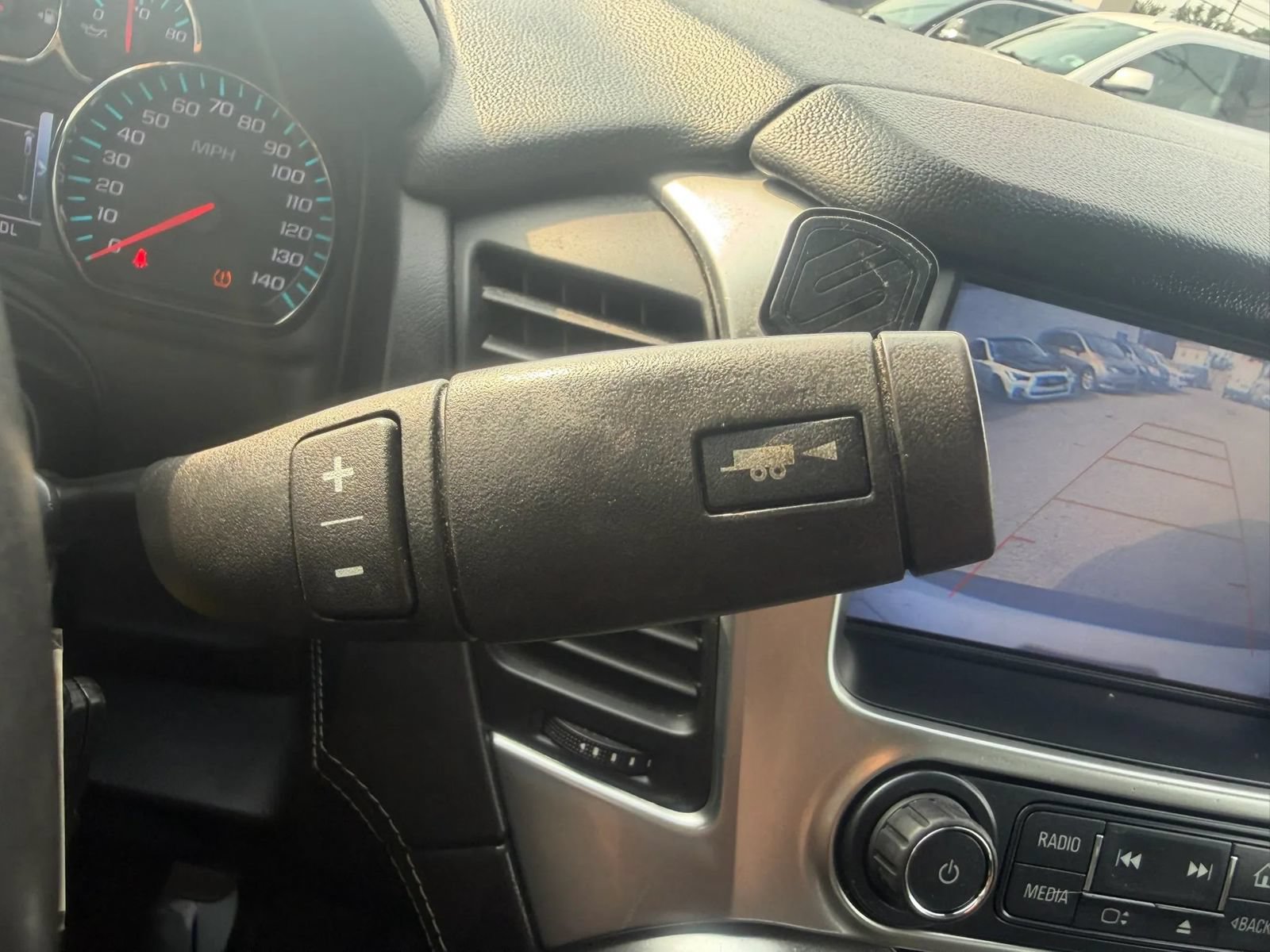 Used 2018 Chevrolet Suburban LT AWD/4WD image 26