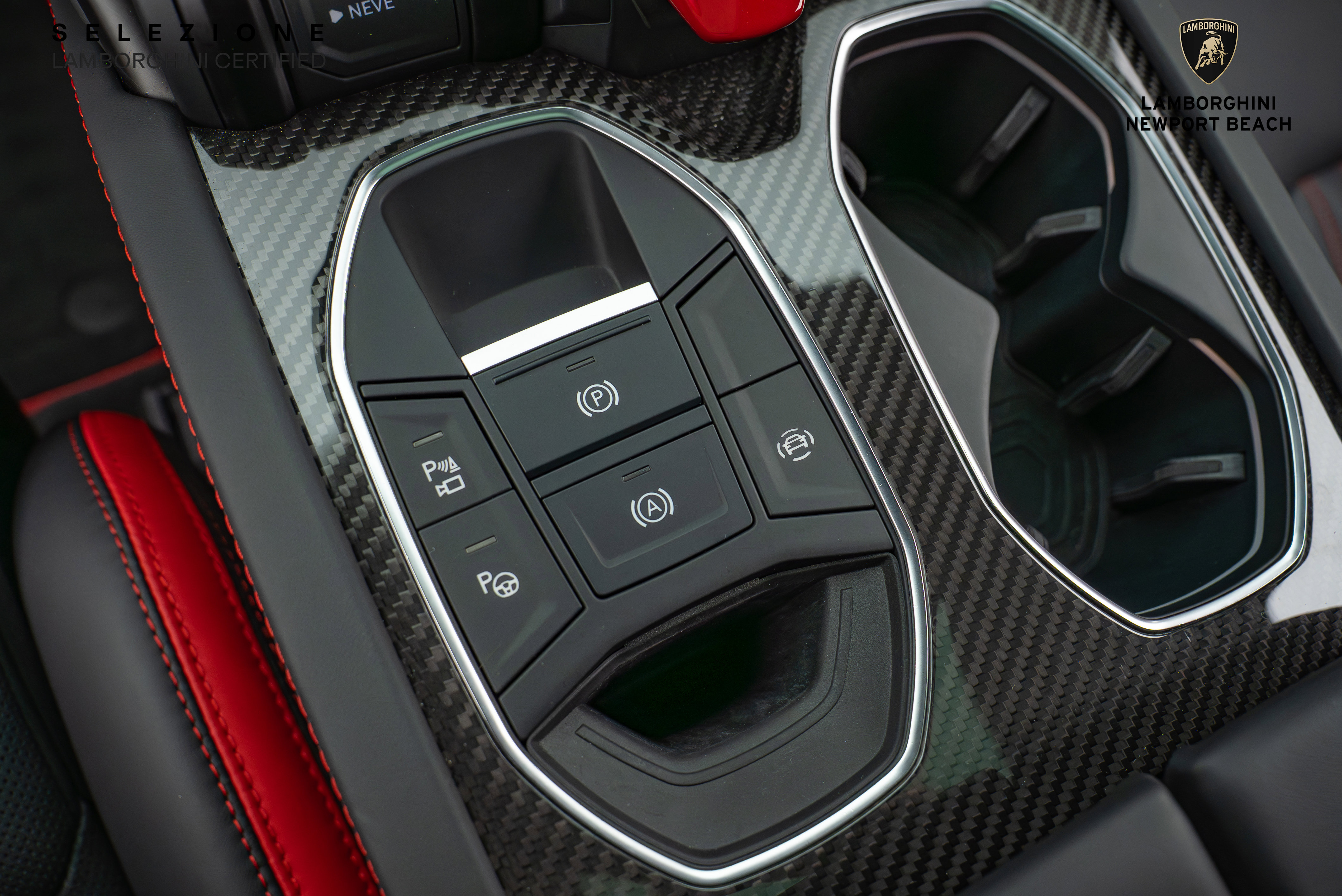 Used 2024 Lamborghini Urus S image 33