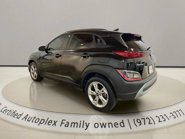 Used 2022 Hyundai Kona SEL FWD image 3