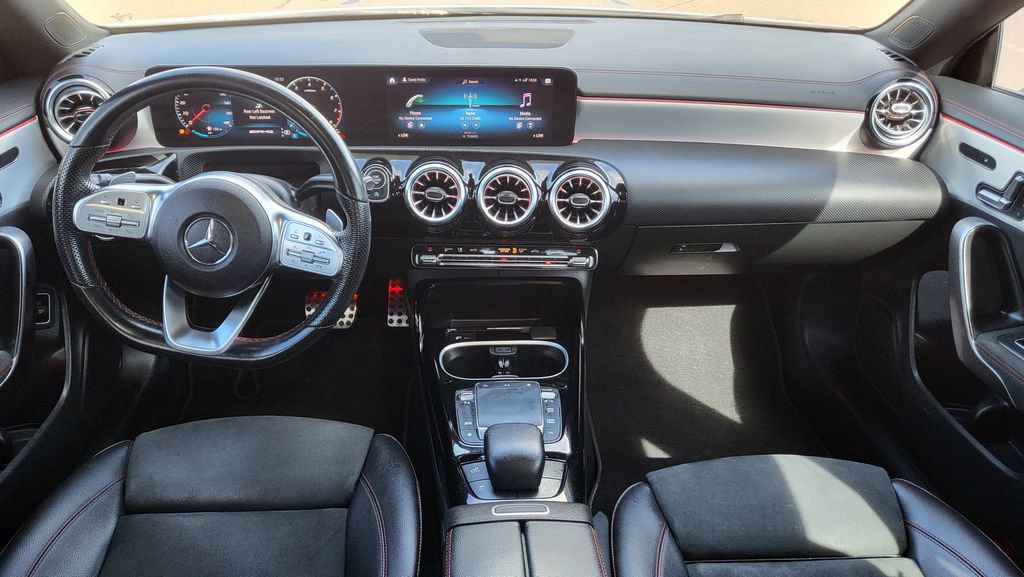 Used 2023 Mercedes-Benz CLA 35 AMG 4MATIC image 25