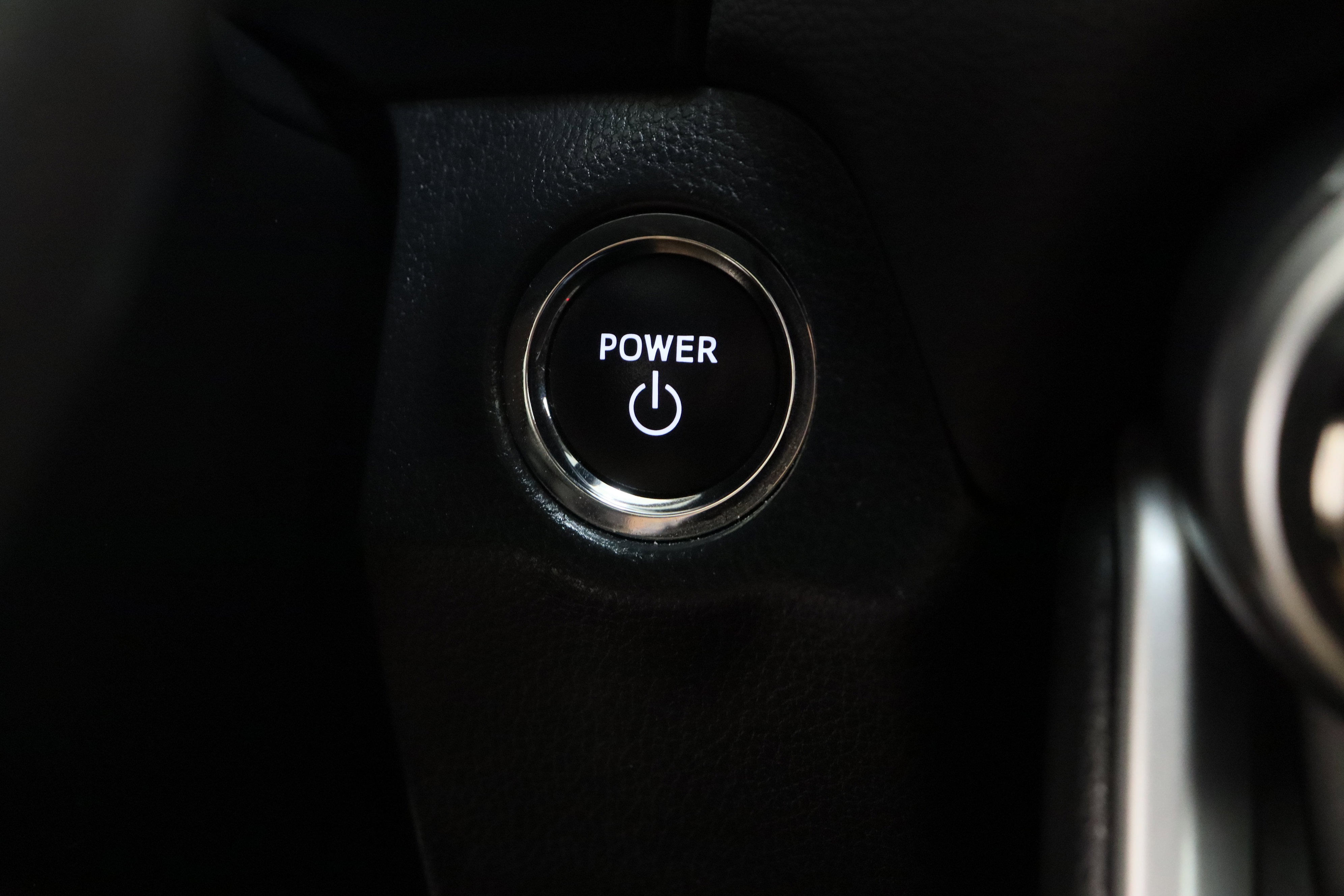 Used 2023 Toyota RAV4 XLE Premium AWD/4WD image 18