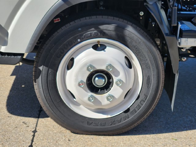 New 2024 Chevrolet Low Cab Forward RWD image 16