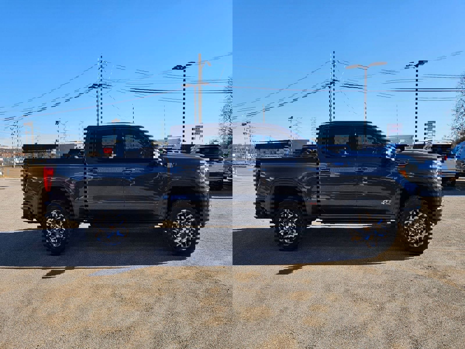 Used 2021 GMC Sierra 1500 AT4 w/ AT4 Value Package image 40