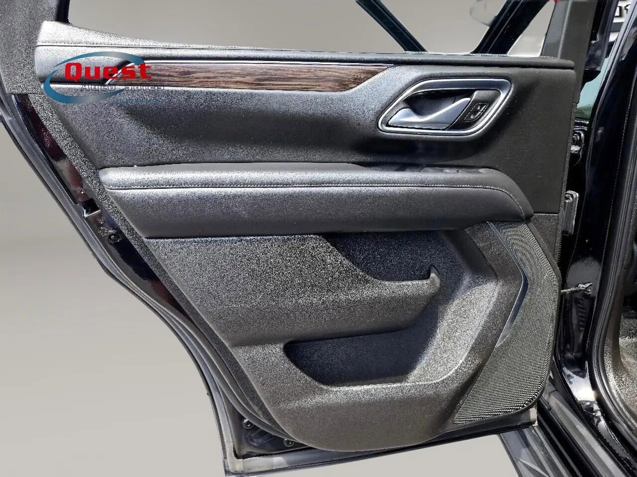 Used 2021 Chevrolet Tahoe 4WD image 36
