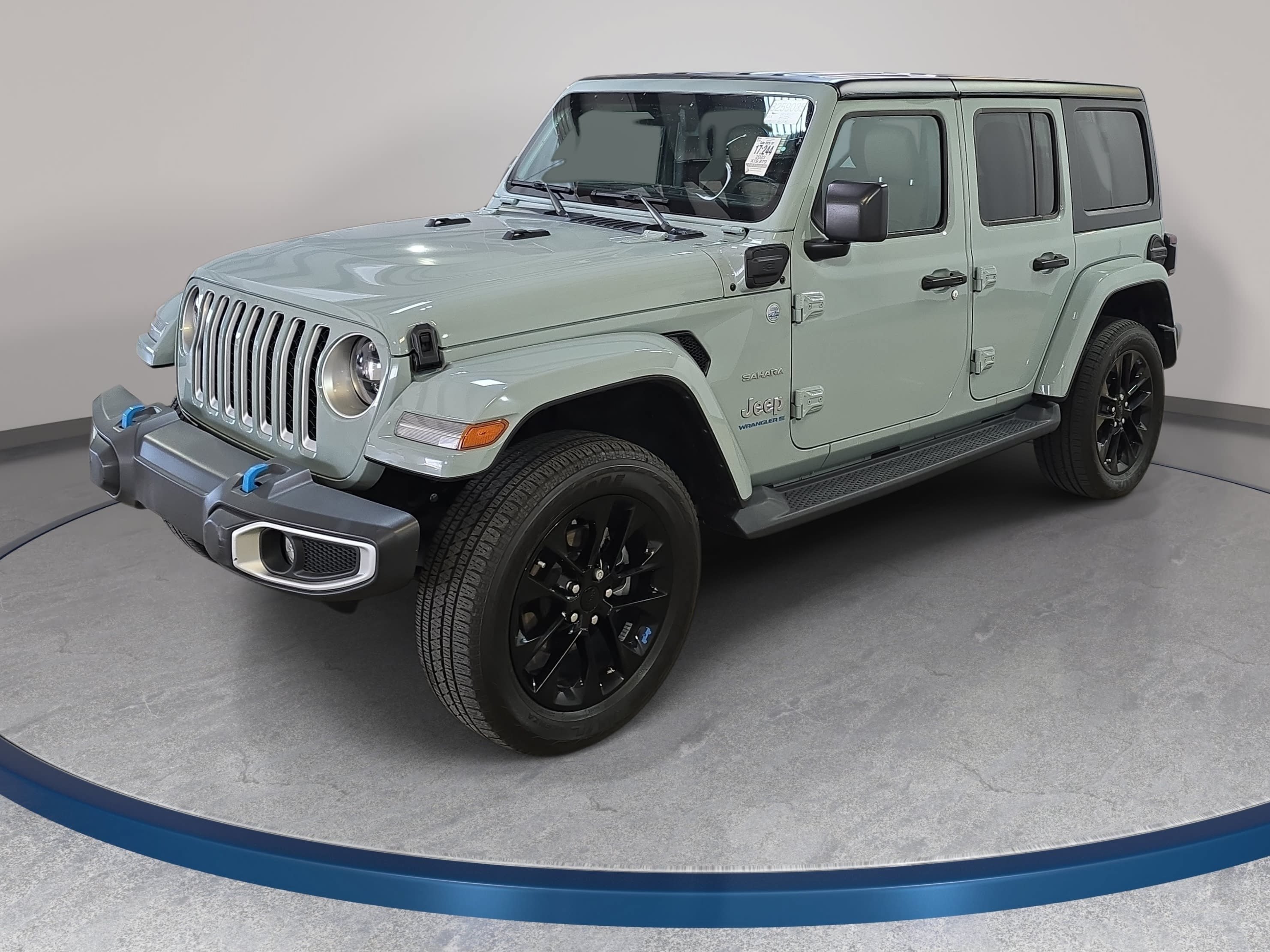 Used 2023 Jeep Wrangler Unlimited Sahara w/ Cold Weather Group AWD/4WD video 1