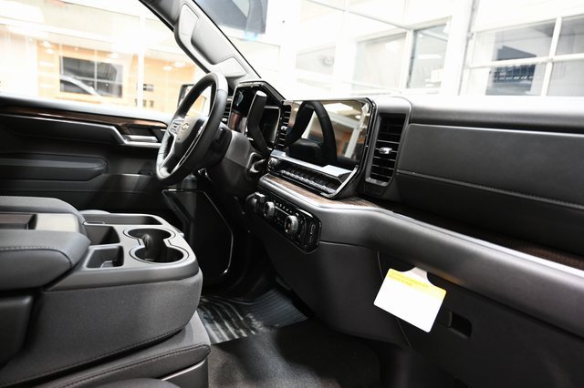 New 2026 Chevrolet Silverado 1500 LT image 14
