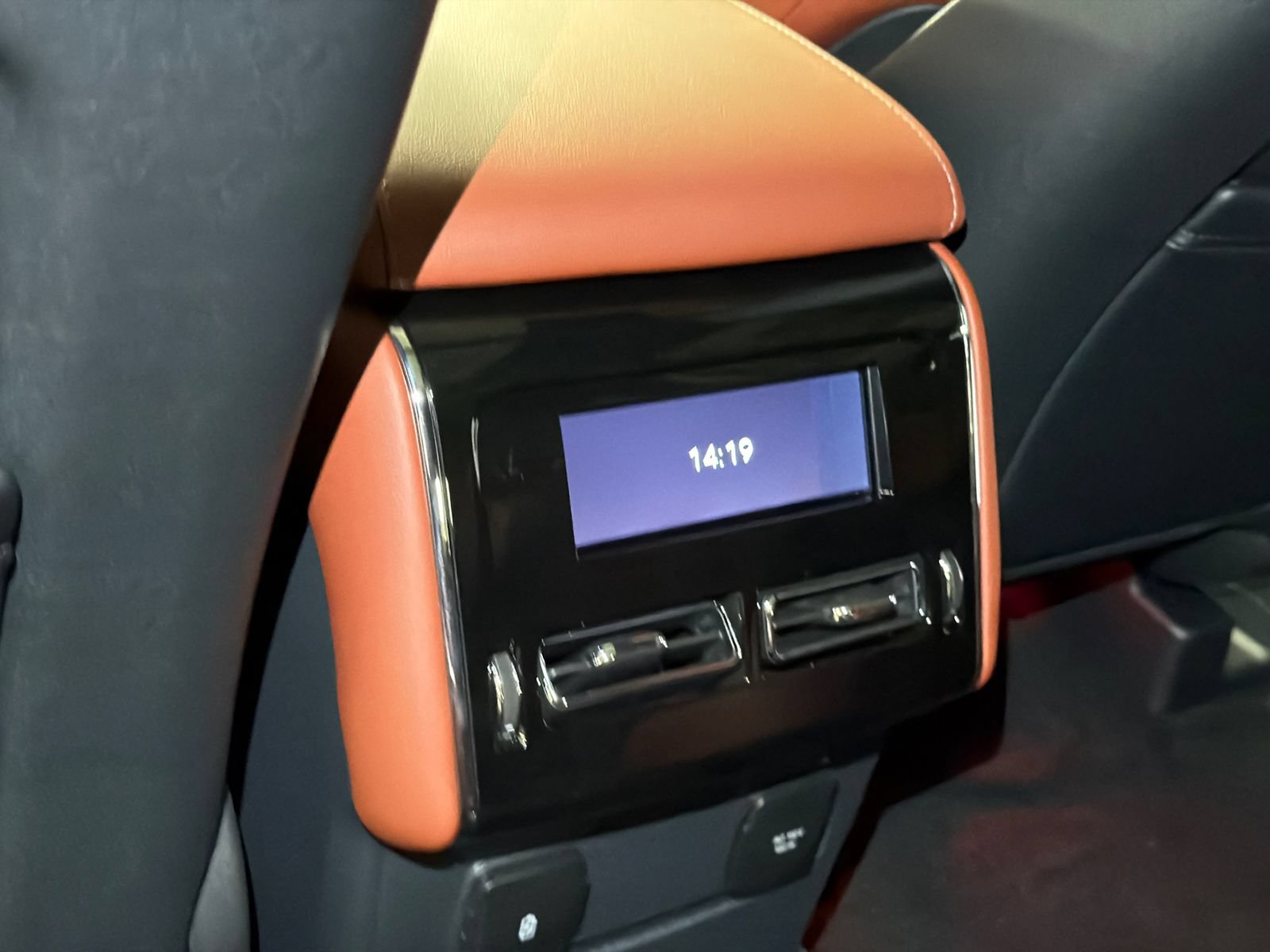 New 2026 Lincoln Aviator Reserve AWD/4WD image 23