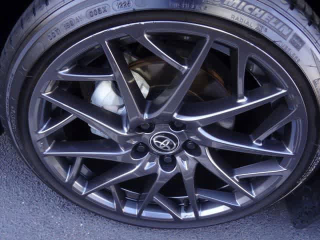 Certified 2025 Toyota Camry XLE FWD image 10