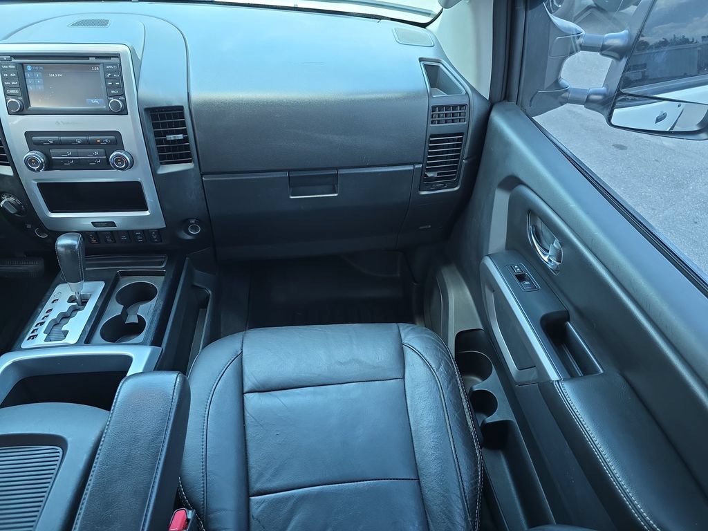 Used 2015 Nissan Titan PRO-4X w/ Pro-4x Luxury Package AWD/4WD image 16