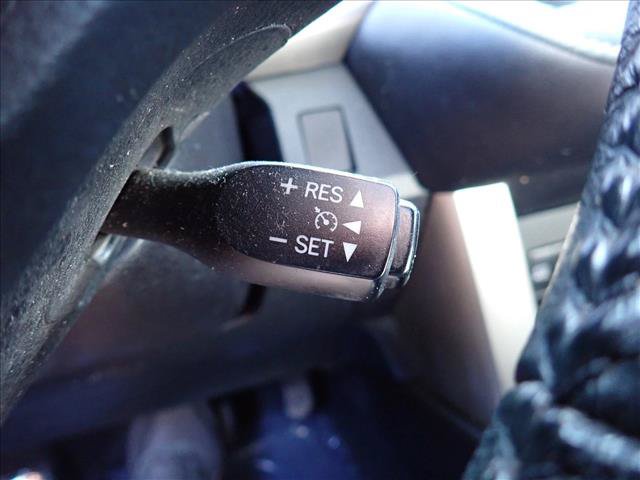 Used 2015 Toyota RAV4 Limited w/ Technology Package AWD/4WD image 19