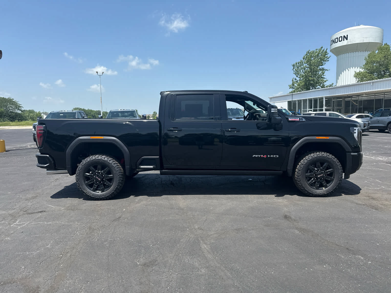 New 2026 GMC Sierra 3500 AT4 w/ AT4 Premium Plus Package AWD/4WD image 6