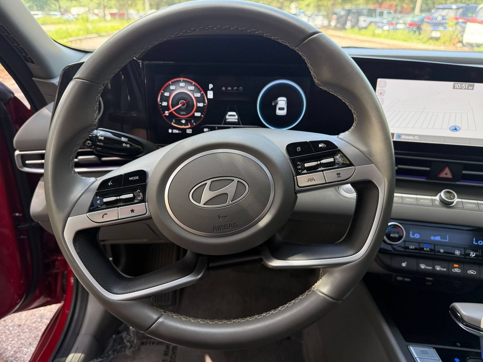 Used 2025 Hyundai Elantra SEL FWD image 27
