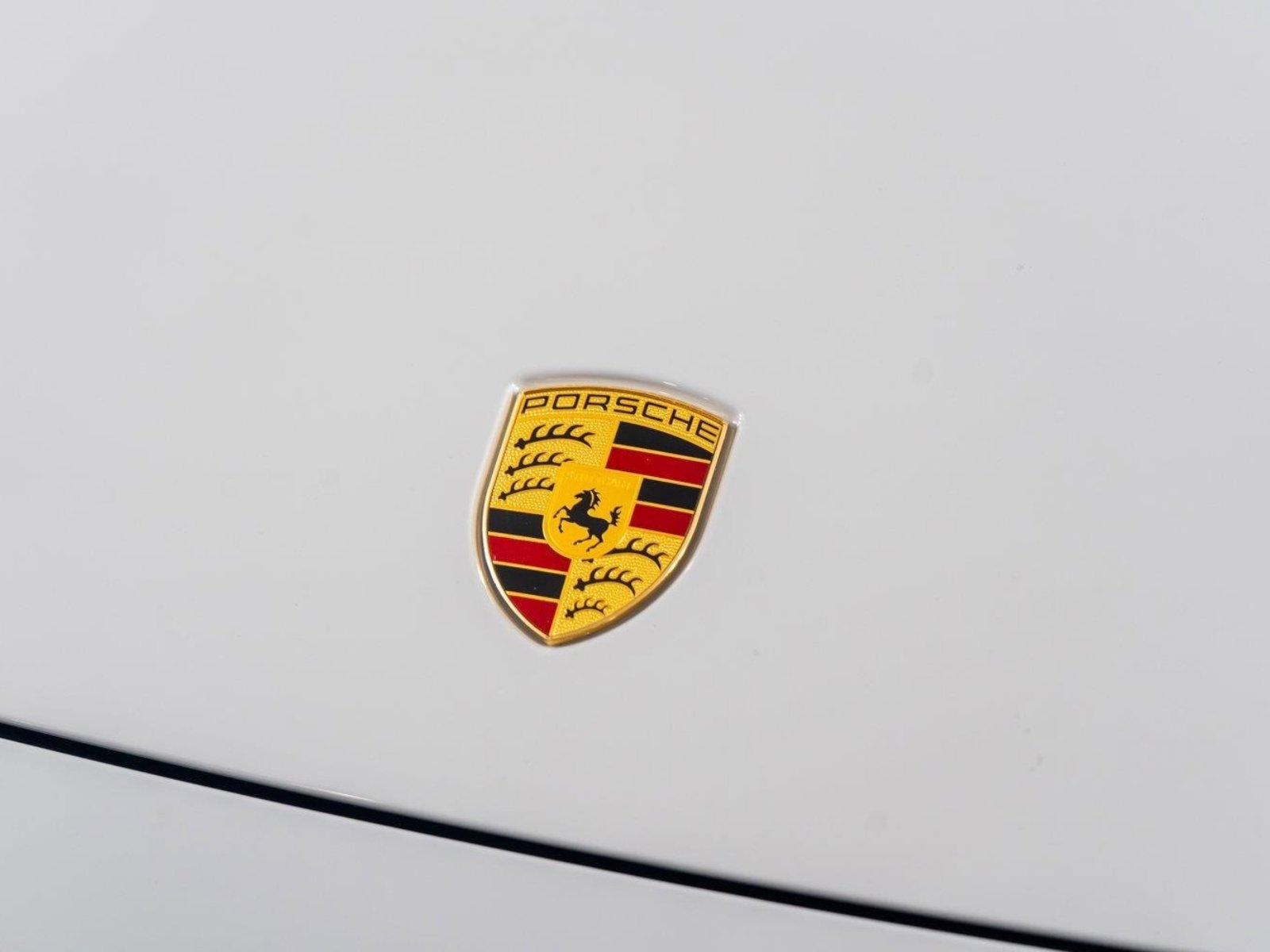 Used 2022 Porsche Cayenne Turbo image 25