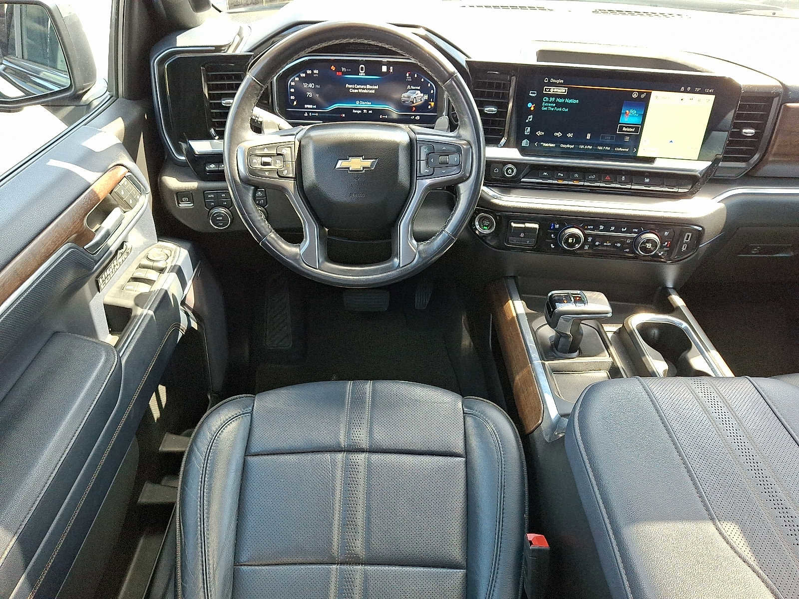 Used 2023 Chevrolet Silverado 1500 High Country w/ Technology Package image 12