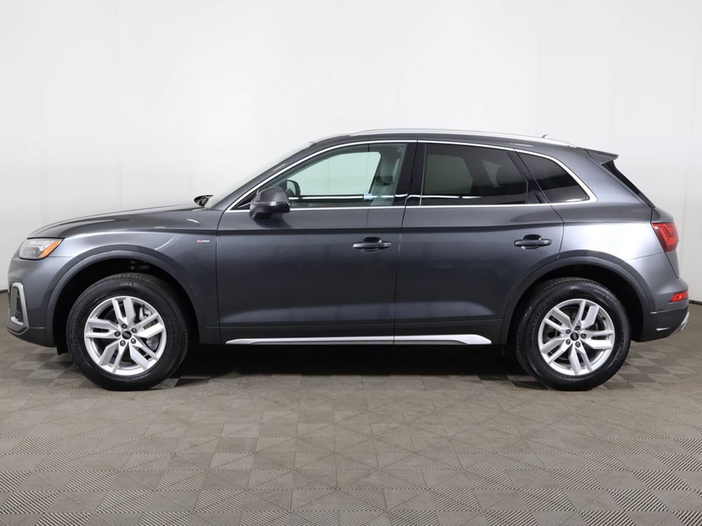 Used 2023 Audi Q5 2.0T Premium w/ Convenience Package AWD/4WD image 16