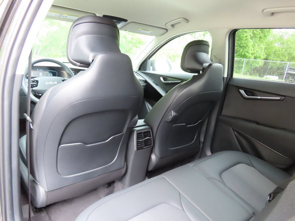 New 2026 Kia Niro EX FWD image 22