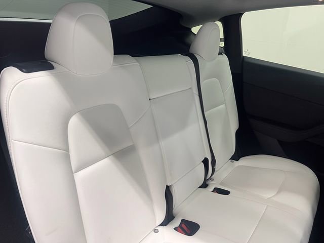 Used 2023 Tesla Model Y 2WD image 12