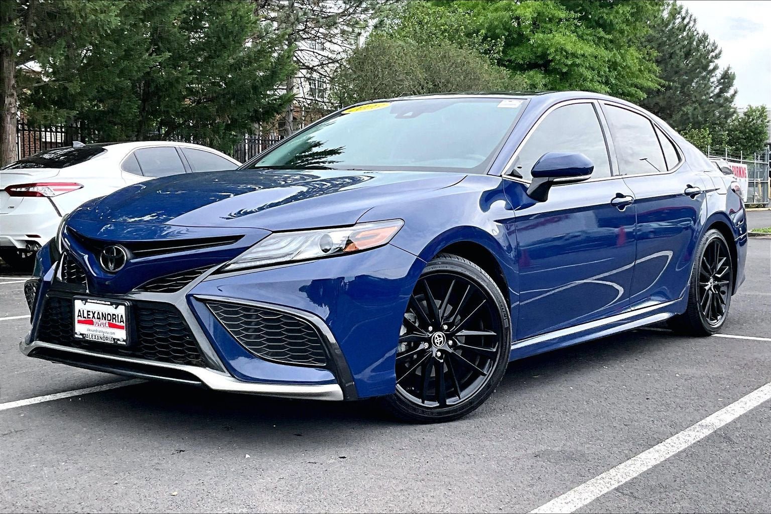 Used 2023 Toyota Camry XSE w/ Cold Weather Package FWD image 1