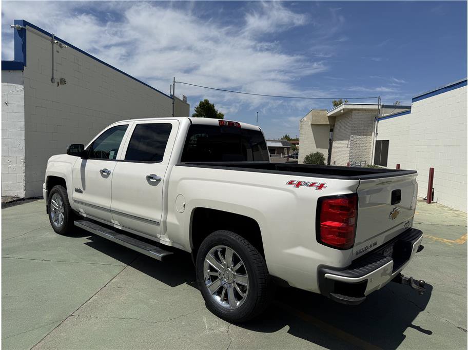 Used 2014 Chevrolet Silverado 1500 High Country w/ High Country Premium Package AWD/4WD image 8