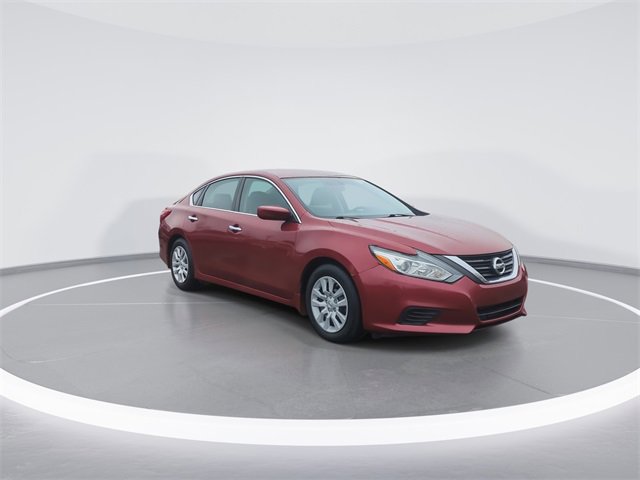 Used 2017 Nissan Altima 2.5 S w/ Power Driver Seat Package image 2