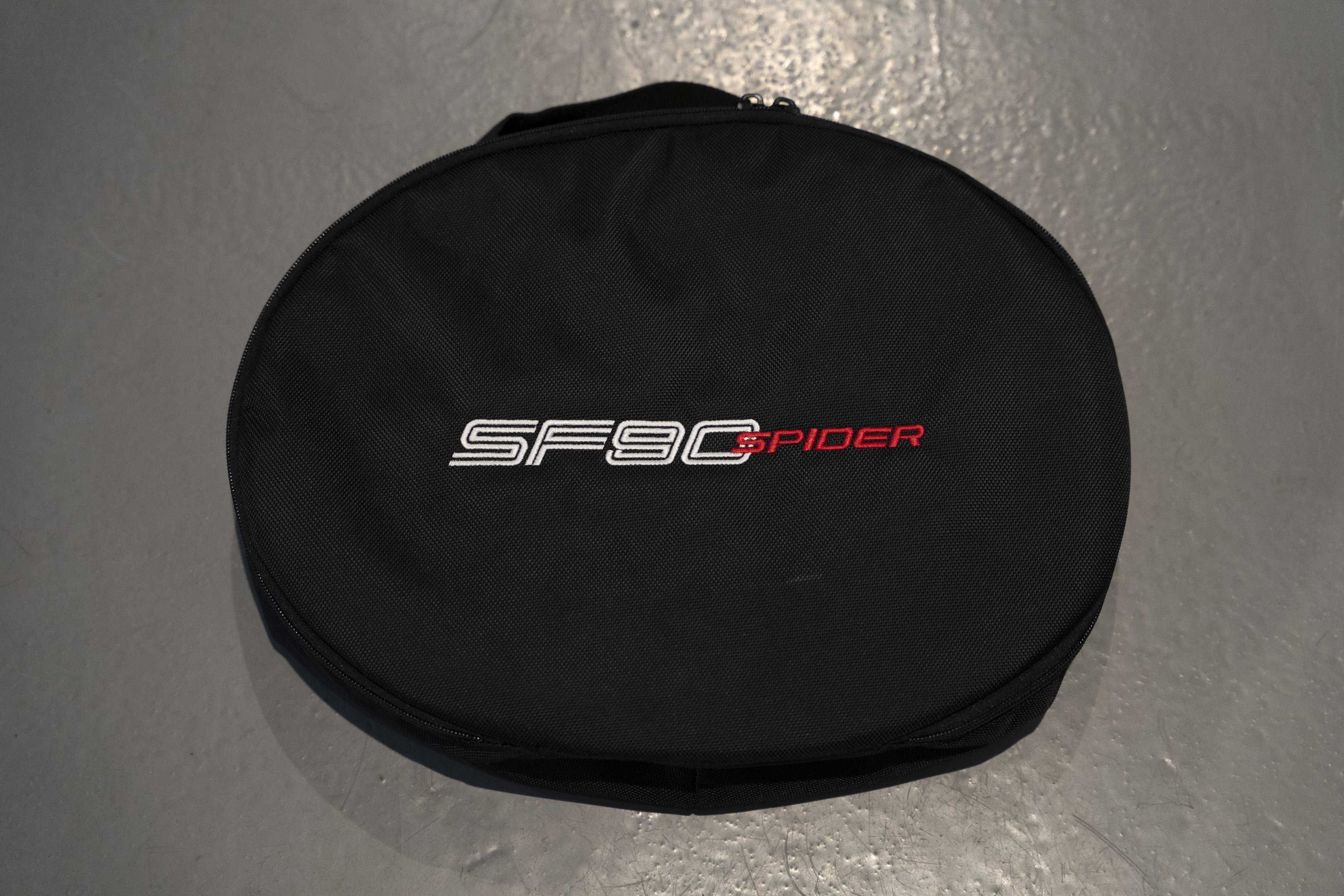 Used 2022 Ferrari SF90 Spider image 72