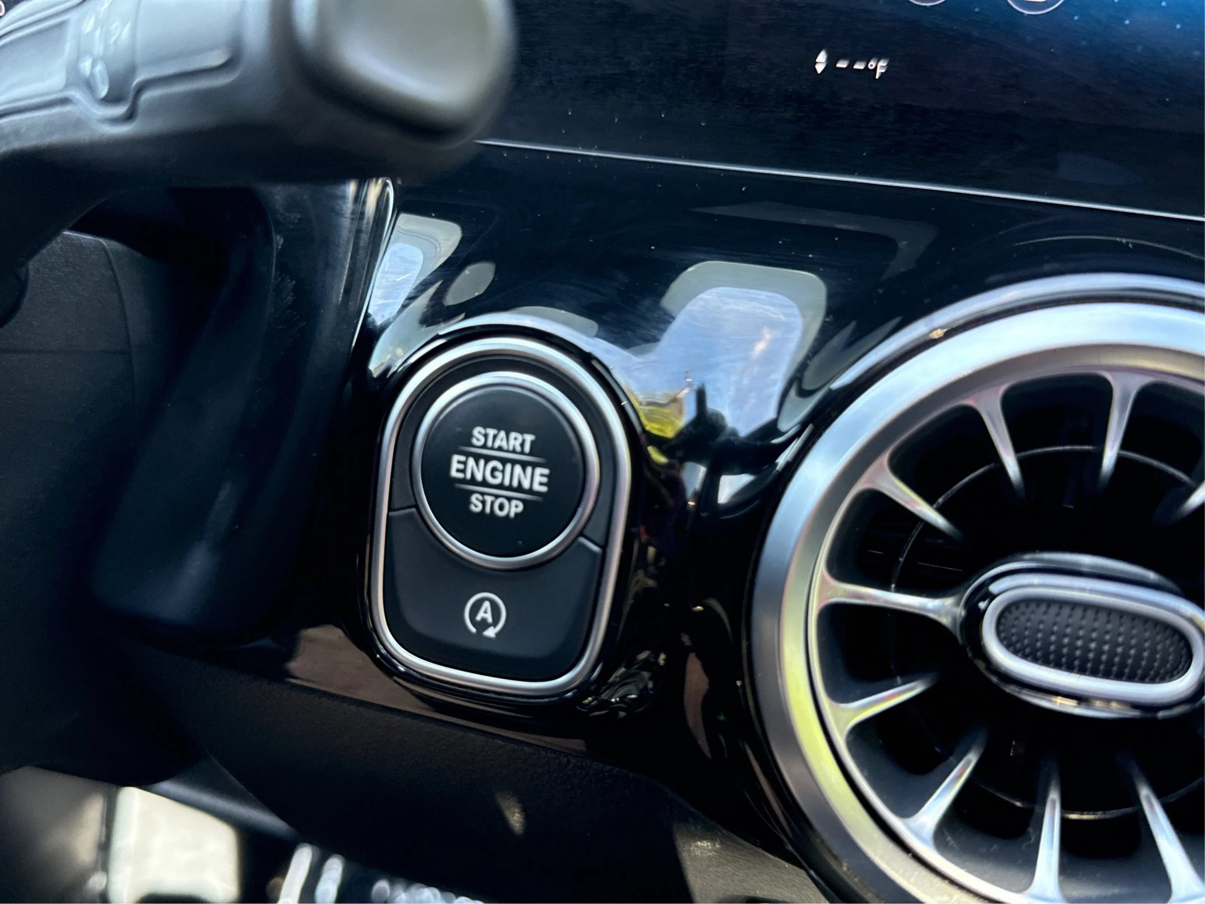 Used 2022 Mercedes-Benz GLA 35 AMG 4MATIC image 33