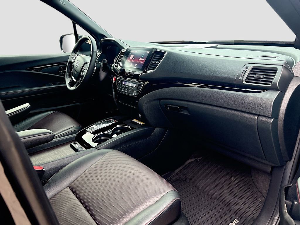 Used 2023 Honda Ridgeline Black Edition image 29