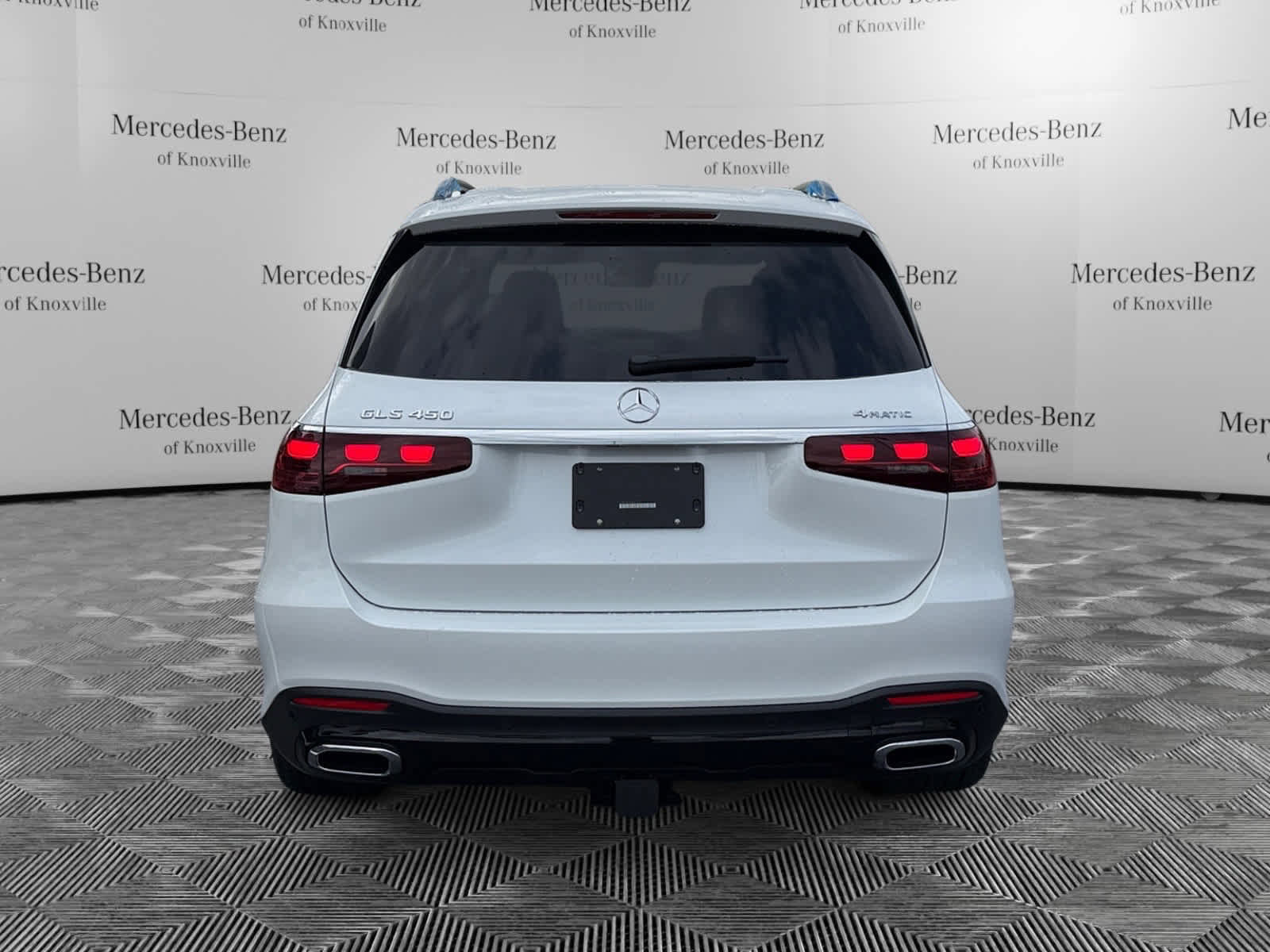 New 2026 Mercedes-Benz GLS 450 4MATIC image 4