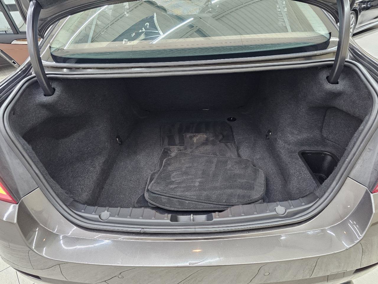Used 2011 BMW 535i Sedan RWD image 12