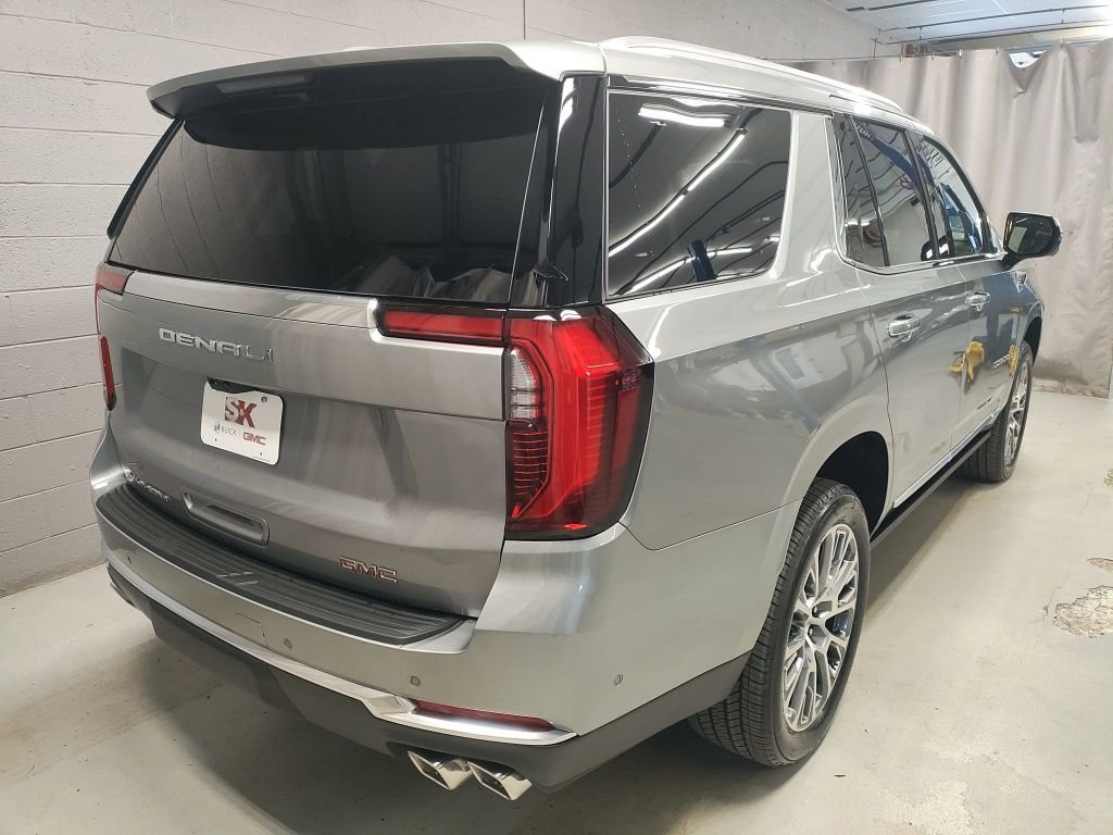 New 2026 GMC Yukon Denali w/ Denali Reserve Package image 2