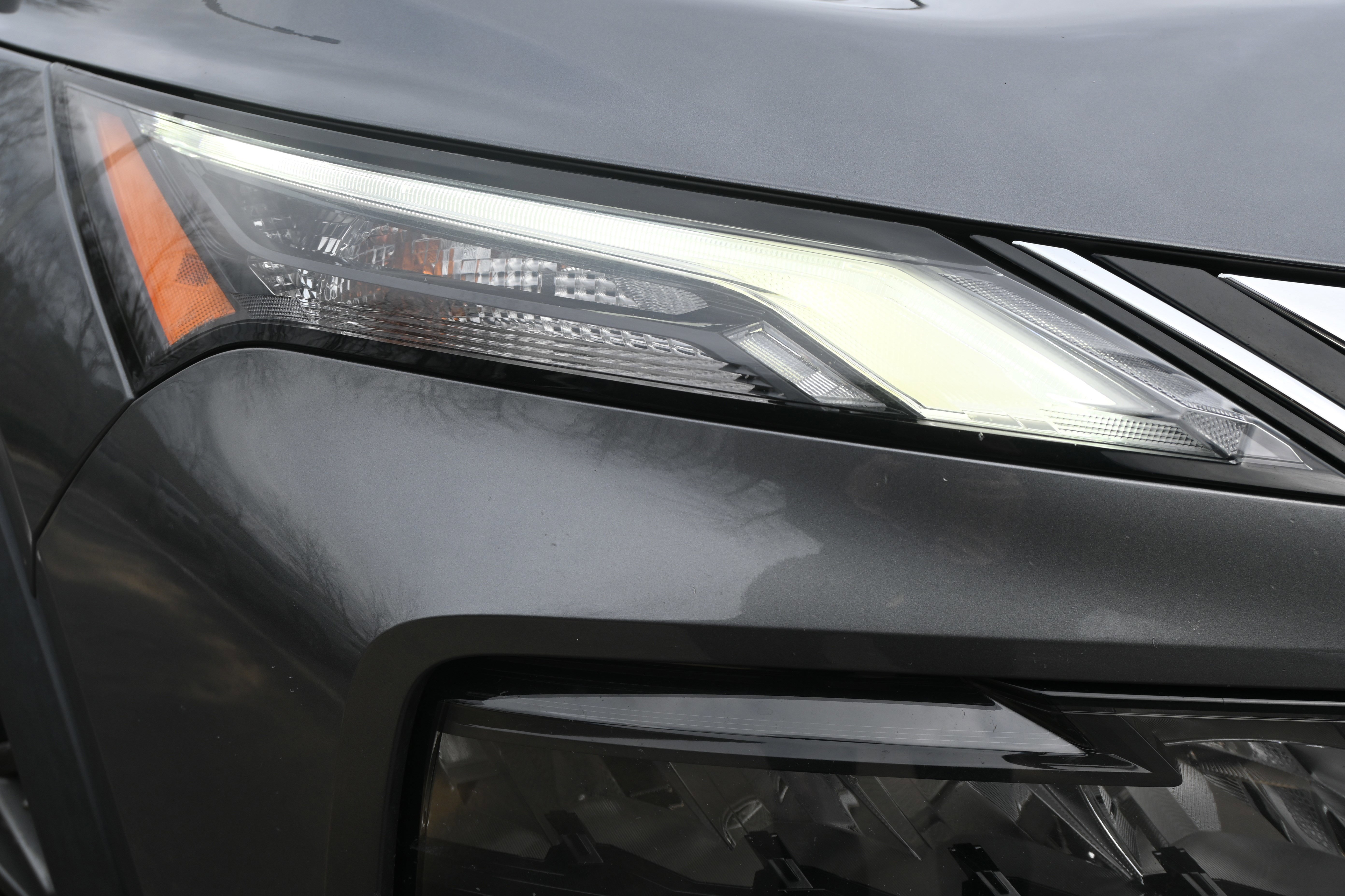 Used 2023 Nissan Rogue S image 11