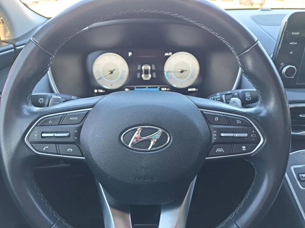 Used 2022 Hyundai Santa Fe XRT image 16