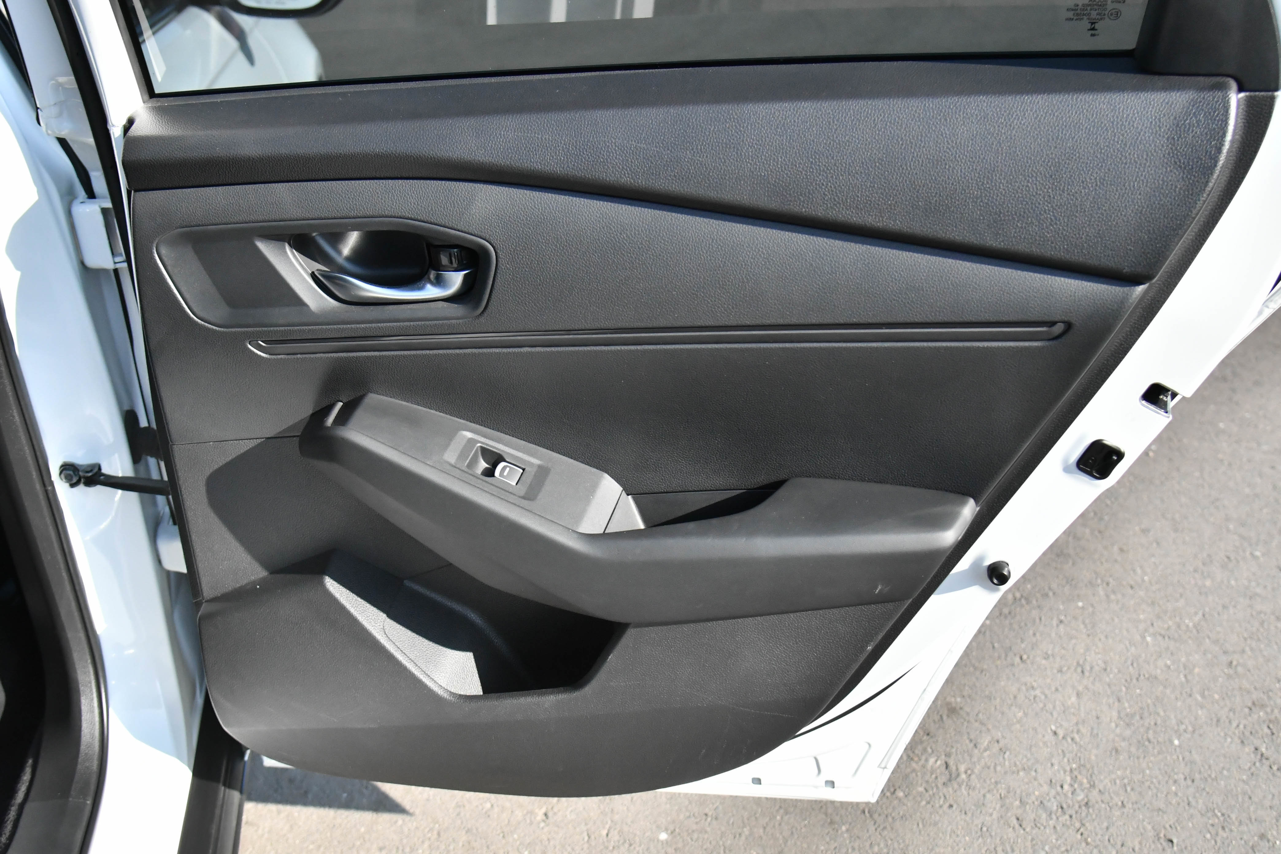 Used 2023 Honda Accord EX image 37