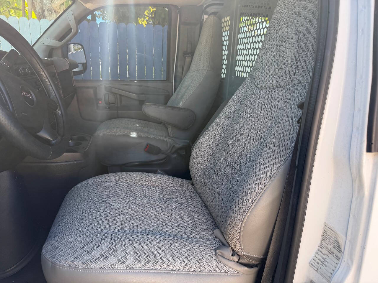 Used 2016 GMC Savana 2500 RWD image 31