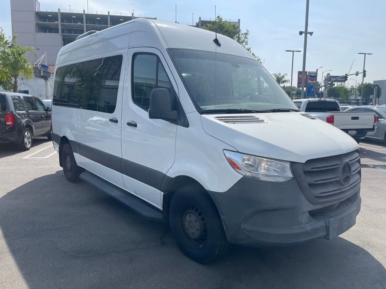 Used 2020 Mercedes-Benz Sprinter 2500 image 2