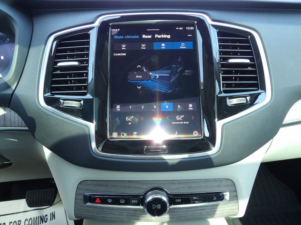 Certified 2024 Volvo XC90 B6 Plus w/ Protection Package Premier image 22
