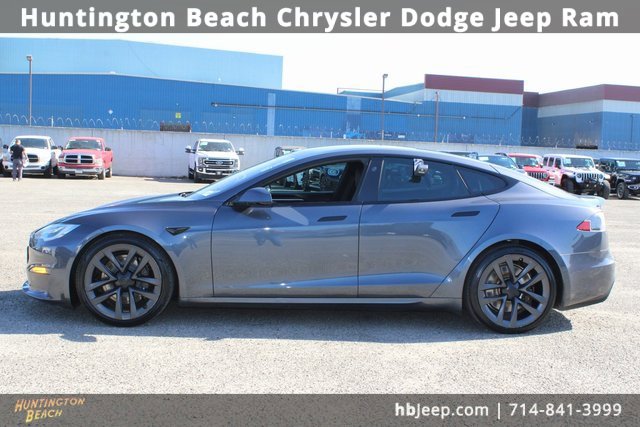 Used 2021 Tesla Model S Plaid image 8