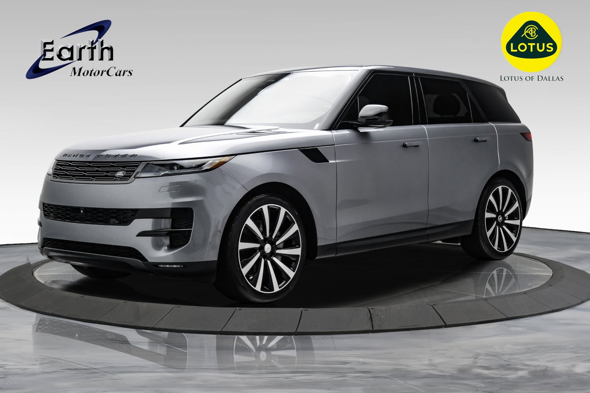 Used 2024 Land Rover Range Rover Sport SE