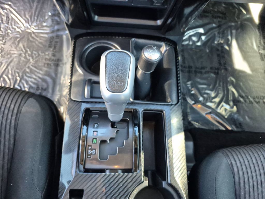 Used 2024 Toyota 4Runner TRD Off-Road image 10